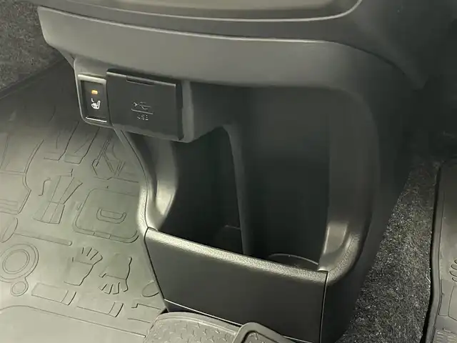 スズキ ハスラー Jスタイル Ⅱ ターボ 静岡県 2016(平28)年 3.8万km ブルーイッシュブラックパール 4WD/特別仕様車/デュアルカメラブレーキサポート/純正ナビ/・フルセグTV/DVD/CD/USB/BTオーディオ/全周囲カメラ/ドラレコ/ビルトインETC/ハーフレザーシート/シートヒーターD/N/クルーズコントロール/レーンキープアシスト/パドルシフト/ダウンヒルアシストコントロール/グリップコントロール/キセノンランプ/・LEDフォグ/純正ラバーマット/ドアバイザー/スマートキー/・スペアキー/保証書/取扱説明書/純正アルミホイール