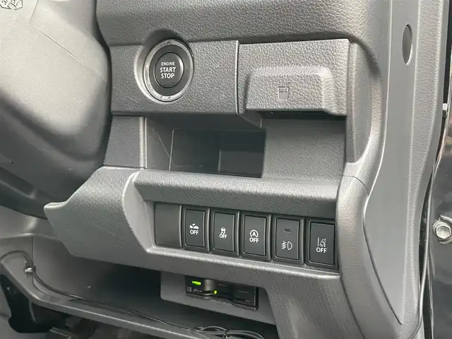 スズキ ハスラー Jスタイル Ⅱ ターボ 静岡県 2016(平28)年 3.8万km ブルーイッシュブラックパール 4WD/特別仕様車/デュアルカメラブレーキサポート/純正ナビ/・フルセグTV/DVD/CD/USB/BTオーディオ/全周囲カメラ/ドラレコ/ビルトインETC/ハーフレザーシート/シートヒーターD/N/クルーズコントロール/レーンキープアシスト/パドルシフト/ダウンヒルアシストコントロール/グリップコントロール/キセノンランプ/・LEDフォグ/純正ラバーマット/ドアバイザー/スマートキー/・スペアキー/保証書/取扱説明書/純正アルミホイール