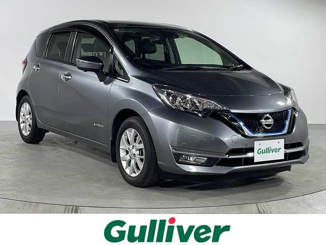 日産 ノート e－パワー メダリスト 福岡県 2017(平29)年 2.3万km ダークメタルグレー 純正ナビＡＭＦＭＣＤＤＶＤＢＴＵＳＢｉｐｏｄ　/バックカメラ　/全方位カメラ/フルセグＴＶ/純正フロアマット/純正１５インチアルミ/横滑り防止装置/前後コーナーセンサー/レーンキープアシスト/オートライト/ハーフレザー/衝突軽減ブレーキ/プッシュスタートボタン/スマートキー