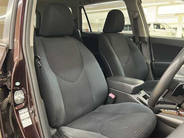 トヨタ ヴァンガード 240S 道央・札幌 2012(平24)年 11.5万km ブラキッシュレッドマイカ /純正ナビ(NHZD-W62G)//純正オーディオ//純正フルセグテレビ//車外バックカメラ//ルーフレール//DVD再生//CD//Bluetooth接続//横滑り防止装置//ダウンヒルアシストコントロール//4WD//MTモード付きAT//寒冷地仕様//パワーステアリング//パワーウィンドウ//ABS//エンジンスタートボタン//スマートキー//スペアキー1本//社外AW冬タイヤ積載//純正フロアマット//純正アルミホイール//カーテンエアバック//ダブルエアバック