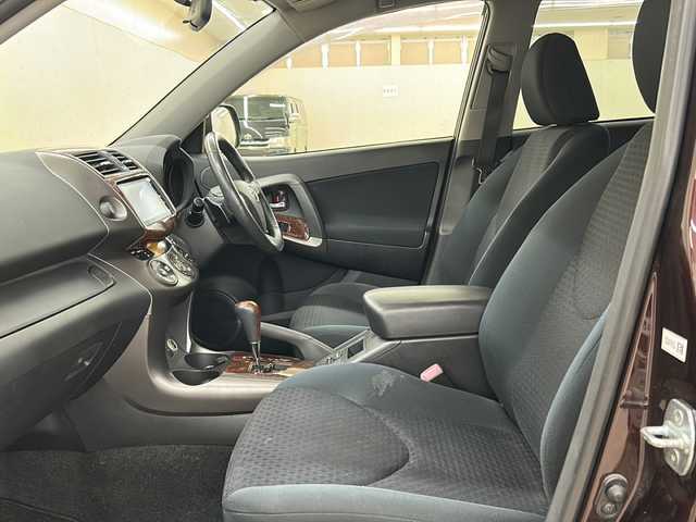 トヨタ ヴァンガード 240S 道央・札幌 2012(平24)年 11.5万km ブラキッシュレッドマイカ /純正ナビ(NHZD-W62G)//純正オーディオ//純正フルセグテレビ//車外バックカメラ//ルーフレール//DVD再生//CD//Bluetooth接続//横滑り防止装置//ダウンヒルアシストコントロール//4WD//MTモード付きAT//寒冷地仕様//パワーステアリング//パワーウィンドウ//ABS//エンジンスタートボタン//スマートキー//スペアキー1本//社外AW冬タイヤ積載//純正フロアマット//純正アルミホイール//カーテンエアバック//ダブルエアバック