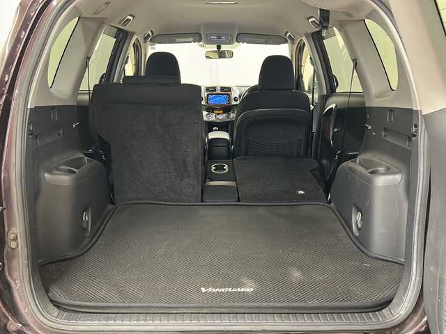 トヨタ ヴァンガード 240S 道央・札幌 2012(平24)年 11.5万km ブラキッシュレッドマイカ /純正ナビ(NHZD-W62G)//純正オーディオ//純正フルセグテレビ//車外バックカメラ//ルーフレール//DVD再生//CD//Bluetooth接続//横滑り防止装置//ダウンヒルアシストコントロール//4WD//MTモード付きAT//寒冷地仕様//パワーステアリング//パワーウィンドウ//ABS//エンジンスタートボタン//スマートキー//スペアキー1本//社外AW冬タイヤ積載//純正フロアマット//純正アルミホイール//カーテンエアバック//ダブルエアバック