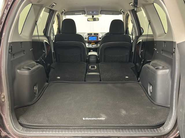トヨタ ヴァンガード 240S 道央・札幌 2012(平24)年 11.5万km ブラキッシュレッドマイカ /純正ナビ(NHZD-W62G)//純正オーディオ//純正フルセグテレビ//車外バックカメラ//ルーフレール//DVD再生//CD//Bluetooth接続//横滑り防止装置//ダウンヒルアシストコントロール//4WD//MTモード付きAT//寒冷地仕様//パワーステアリング//パワーウィンドウ//ABS//エンジンスタートボタン//スマートキー//スペアキー1本//社外AW冬タイヤ積載//純正フロアマット//純正アルミホイール//カーテンエアバック//ダブルエアバック