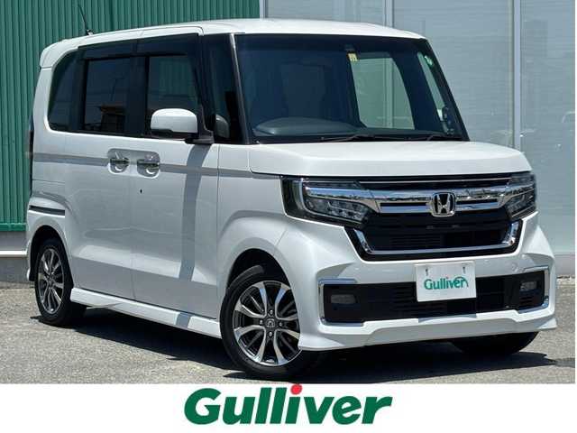 ホンダ Ｎ ＢＯＸ カスタム L 福岡県 2022(令4)年 5万km プラチナホワイトパール ホンダセンシング/横滑り防止機能/レーンキープアシスト/盗難防止機能/衝突被害軽減システム/バックカメラ/純正ナビ/フルセグTV/USB/Bluetooth/CD/ipod/AUX/ETC/純正フロアマット/純正AW/シートヒーター/片側パワースライドドア/イージードアクローザー/ベンチシート/チップアップシート/ACC