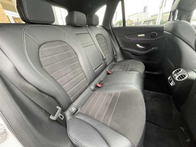 メルセデス・ベンツ ＧＬＣ２２０ d 4マチック AMGライン 栃木県 2020(令2)年 5.3万km ポーラホワイト パノラミックスライディングルーフ/レーダーセーフティ /キーレスゴー/パドルシフト/ACC/ナビ/全方位カメラ/フルセグTV/ETC/パワーシート /全席シートヒーター /パワーテールゲート/LEDヘッドライト/オートライト/パークトロニック /エアサスペンション/レーンキープアシスト/ブラインドスポット /ドラレコ前後/アンビエントライト
