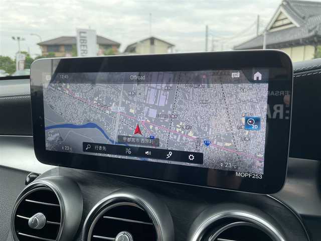 メルセデス・ベンツ ＧＬＣ２２０ d 4マチック AMGライン 栃木県 2020(令2)年 5.3万km ポーラホワイト パノラミックスライディングルーフ/レーダーセーフティ /キーレスゴー/パドルシフト/ACC/ナビ/全方位カメラ/フルセグTV/ETC/パワーシート /全席シートヒーター /パワーテールゲート/LEDヘッドライト/オートライト/パークトロニック /エアサスペンション/レーンキープアシスト/ブラインドスポット /ドラレコ前後/アンビエントライト