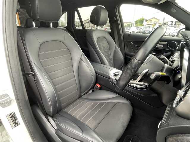 メルセデス・ベンツ ＧＬＣ２２０ d 4マチック AMGライン 栃木県 2020(令2)年 5.3万km ポーラホワイト パノラミックスライディングルーフ/レーダーセーフティ /キーレスゴー/パドルシフト/ACC/ナビ/全方位カメラ/フルセグTV/ETC/パワーシート /全席シートヒーター /パワーテールゲート/LEDヘッドライト/オートライト/パークトロニック /エアサスペンション/レーンキープアシスト/ブラインドスポット /ドラレコ前後/アンビエントライト