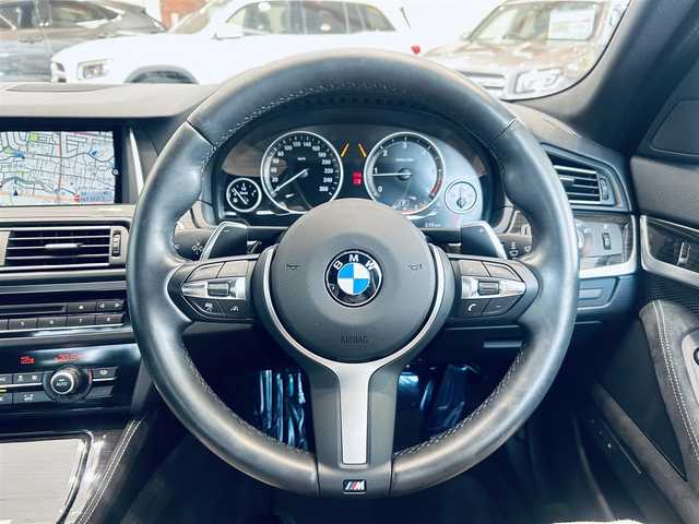 ＢＭＷ ５２３ｄ Mスポーツ 大阪府 2016(平28)年 3.1万km アルピンホワイトⅢ パワーシート/Dシートメモリ/インテリジェントセーフティ/純正ナビ/TV/バックカメラ/ACC/クリアランスソナー/純正18インチAW/HIDヘッドライト/ETC/パドルシフト