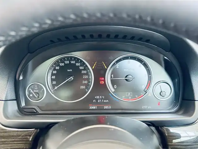 ＢＭＷ ５２３ｄ Mスポーツ 大阪府 2016(平28)年 3.1万km アルピンホワイトⅢ パワーシート/Dシートメモリ/インテリジェントセーフティ/純正ナビ/TV/バックカメラ/ACC/クリアランスソナー/純正18インチAW/HIDヘッドライト/ETC/パドルシフト