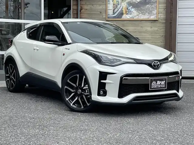 トヨタ Ｃ－ＨＲ S GRスポーツ 福島県 2020(令2)年 5.7万km ホワイトパールクリスタルシャイン ブラックハーフレザーシート/純正ディスプレイオーディオ/ナビ/Bluetooth/バックカメラ/ドライブレコーダー/トヨタセーフティセンス/レーダークルーズコントロール/フロアマット