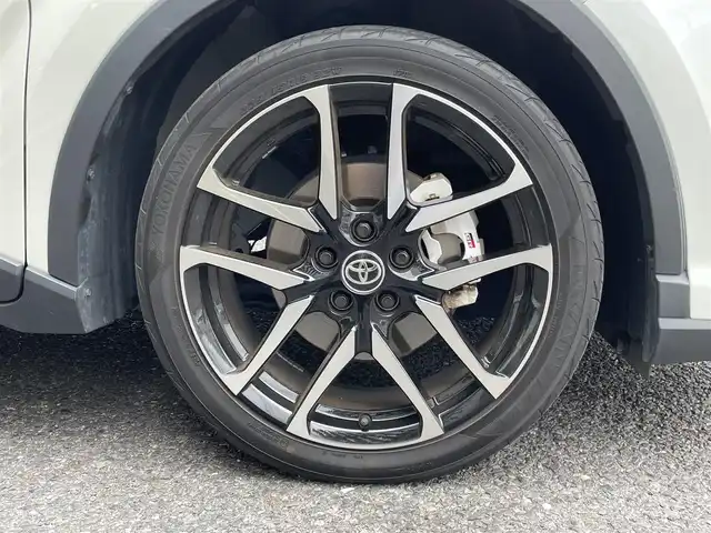 トヨタ Ｃ－ＨＲ S GRスポーツ 福島県 2020(令2)年 5.7万km ホワイトパールクリスタルシャイン ブラックハーフレザーシート/純正ディスプレイオーディオ/ナビ/Bluetooth/バックカメラ/ドライブレコーダー/トヨタセーフティセンス/レーダークルーズコントロール/フロアマット
