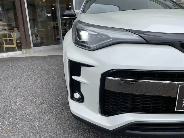 トヨタ Ｃ－ＨＲ S GRスポーツ 福島県 2020(令2)年 5.7万km ホワイトパールクリスタルシャイン ブラックハーフレザーシート/純正ディスプレイオーディオ/ナビ/Bluetooth/バックカメラ/ドライブレコーダー/トヨタセーフティセンス/レーダークルーズコントロール/フロアマット