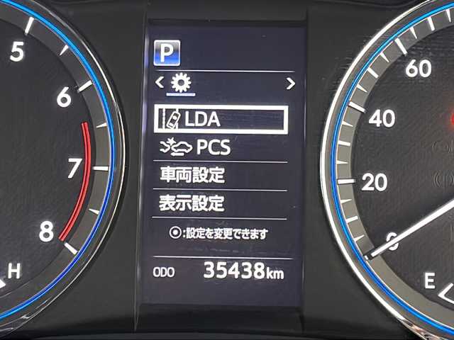 トヨタ ハリアー エレガンス 愛知県 2019(平31)年 3.6万km ブラック 衝突被害軽減ブレーキ/純正7インチSDナビ（あり）/レーダークルーズコントロール/フルセグTV/CD DVD/Bluetooth/バックカメラ/パワーシート/純正アルミホイール/オートマチックハイビーム/ETC/ステアリングスイッチ/スマートキー/プッシュスタート
