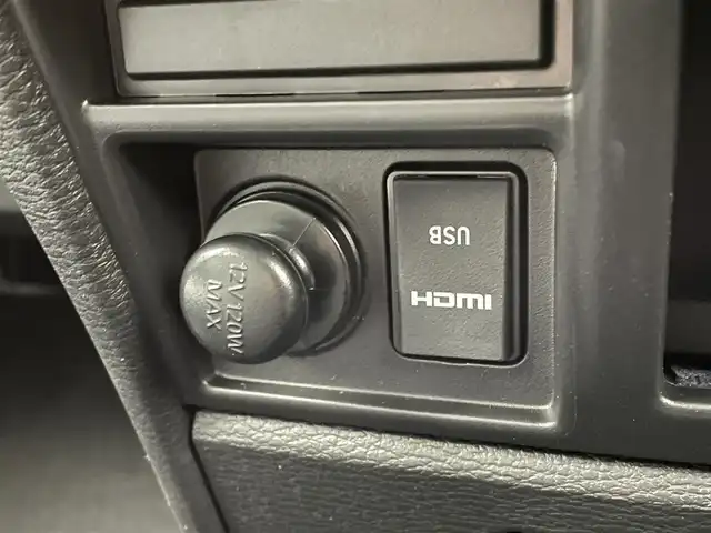 三菱 デリカＤ：５ シャモニー 宮城県 2025(令7)年 0.1千km グレーⅡ CHAMONIX (8人)　4WD　e-Assist/オリジナルナビ取付パッケージ＋リアモニター取付パッケージ(25/300)　ステップレス　（8人）D:5専用11型ナビゲーション(322/300)/登録済未使用車/アルパイン１１型ナビ/ＨＤＭＩ入力端子/専用ハーフレザーシート/パワーバックドア/パワーシート/シート／ステアリングヒーター/ＢＳＭ/アダプティブクルーズコントロール/フルセグＴＶ/専用１８ＡＷ