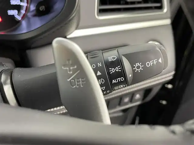 三菱 デリカＤ：５ シャモニー 宮城県 2025(令7)年 0.1千km グレーⅡ CHAMONIX (8人)　4WD　e-Assist/オリジナルナビ取付パッケージ＋リアモニター取付パッケージ(25/300)　ステップレス　（8人）D:5専用11型ナビゲーション(322/300)/登録済未使用車/アルパイン１１型ナビ/ＨＤＭＩ入力端子/専用ハーフレザーシート/パワーバックドア/パワーシート/シート／ステアリングヒーター/ＢＳＭ/アダプティブクルーズコントロール/フルセグＴＶ/専用１８ＡＷ