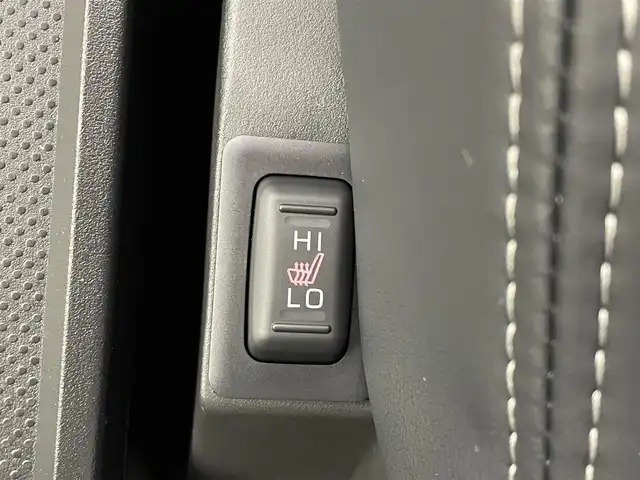 三菱 デリカＤ：５ シャモニー 宮城県 2025(令7)年 0.1千km グレーⅡ CHAMONIX (8人)　4WD　e-Assist/オリジナルナビ取付パッケージ＋リアモニター取付パッケージ(25/300)　ステップレス　（8人）D:5専用11型ナビゲーション(322/300)/登録済未使用車/アルパイン１１型ナビ/ＨＤＭＩ入力端子/専用ハーフレザーシート/パワーバックドア/パワーシート/シート／ステアリングヒーター/ＢＳＭ/アダプティブクルーズコントロール/フルセグＴＶ/専用１８ＡＷ