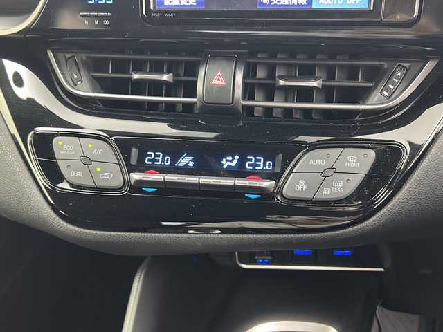 トヨタ Ｃ－ＨＲ S 宮城県 2017(平29)年 7.1万km メタルストリームM 禁煙車/トヨタセーフティセンス/・プリクラッシュセーフティ/・レーンディパーチャーアラート/・オートクルーズコントロール/・オートハイビーム/純正SDナビ/・CD.DVD.SD.BT/フルセグTV/バックカメラ/ビルトインETC/オートライト/電子パーキングブレーキ/ブレーキホールド/前後クリアランスソナー/アイドリングストップ/横滑り防止装置/プッシュスタート/スマートキー