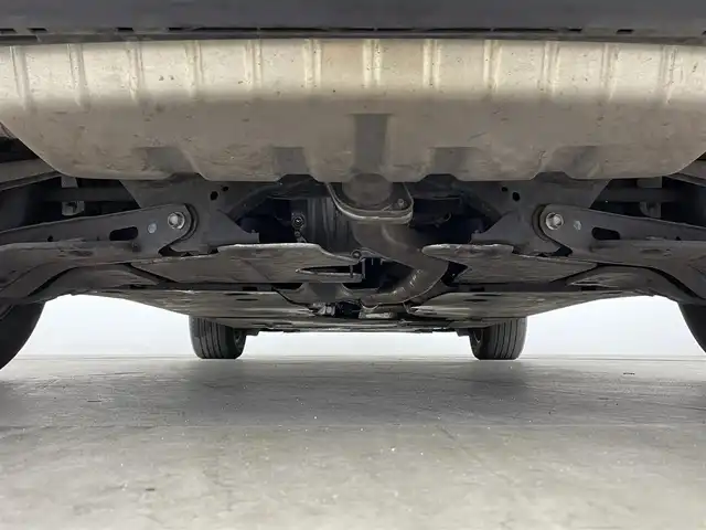 マツダ ＣＸ－６０ XD Sパッケージ 大分県 2024(令6)年 2.2万km ジェットブラックマイカ 純正10.25インチセンターディスプレイ/（AM/FM/Bluetooth/フルセグ/スマホ連携）/360°ビューモニター/ワイヤレス充電/ビルトインETC/アダプティブLEDヘッドライト/レーンキープアシストシステム/緊急時車線維持支援/ブラインドスポットモニタリング/スマートブレーキサポート/（前方・後進時検知機能/後進時左右接近物検知機能）/全車速追従機能付マツダレーダークルーズコントロール/前側方接近車両検知/交通標識認知システム/本革巻きステアリング/ステアリングリモコン/ステアリングヒーター/運転席パワーシート/運転席シートメモリ/前席シートヒーター/純正LEDヘッドライト/オートライト/オールオートウィンドウ/パワーバックドア/電動パーキングブレーキ/オートブレーキホールド/HDMI入力端子/トノカバー/アイドリングストップ