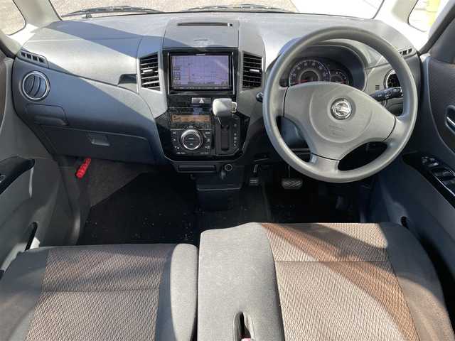 日産 ルークス ハイウェイスター 道央・札幌 2013(平25)年 10.6万km ミステリアスバイオレットパール (株)IDOMが運営する【じしゃロン札幌店】の自社ローン専用車両になりますこちらは現金またはオートローンご利用価格です。自社ローンご希望の方は別途その旨お申し付けください。/４WD/メモリナビ/ウィンカーミラー/ドアバイザー/プッシュスタート/片側パワースライドドア/ETC/純正フロアマット/運転席シートヒーター/Bluetooth