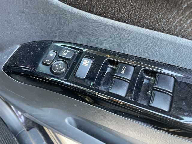 日産 ルークス ハイウェイスター 道央・札幌 2013(平25)年 10.6万km ミステリアスバイオレットパール (株)IDOMが運営する【じしゃロン札幌店】の自社ローン専用車両になりますこちらは現金またはオートローンご利用価格です。自社ローンご希望の方は別途その旨お申し付けください。/４WD/メモリナビ/ウィンカーミラー/ドアバイザー/プッシュスタート/片側パワースライドドア/ETC/純正フロアマット/運転席シートヒーター/Bluetooth