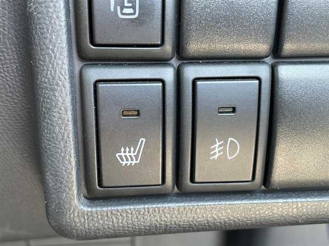 日産 ルークス ハイウェイスター 道央・札幌 2013(平25)年 10.6万km ミステリアスバイオレットパール (株)IDOMが運営する【じしゃロン札幌店】の自社ローン専用車両になりますこちらは現金またはオートローンご利用価格です。自社ローンご希望の方は別途その旨お申し付けください。/４WD/メモリナビ/ウィンカーミラー/ドアバイザー/プッシュスタート/片側パワースライドドア/ETC/純正フロアマット/運転席シートヒーター/Bluetooth