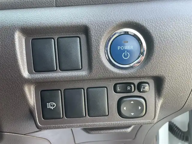 トヨタ ＳＡＩ S LEDエディション 大阪府 2011(平23)年 5.5万km ホワイトパールクリスタルシャイン (株)IDOMが運営する【じしゃロン堺店】の自社ローン専用車両になります。/こちらは現金またはオートローンご利用時の価格です。自社ローンご希望の方は別途その旨お申付け下さい