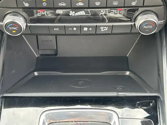 マツダ ＣＸ－５ 25S スポーツアピアランス 東京都 2022(令4)年 0.7万km ディープクリスタルブルーマイカ ワンオーナー/純正10.25インチSDナビ/　フルセグTV/DVD/CD/Bluetooth/360°ビューモニター/アドバンストスマートシティブレーキサポート/後退時スマートシティブレーキサポート/誤発進抑制/スマートブレーキサポート/レーダークルーズコントロール/クルージングトラフィックサポート/ブラインドスポットモニタリング/車線逸脱警報システム/レーンキープアシスト/パーキングセンサー/ヘッドアップディスプレイ/アダプティブLEDヘッドライト/オートライト/ハンズフリーパワーバックドア/純正19インチアルミホイール/レザーシート/パワーシート/シートヒーター/シートメモリー/革巻きステアリングホイール/パドルシフト/ステアリングヒーター/ステアリングスイッチ/ワイヤレス充電/ドライブレコーダー/プッシュスタート/スマートキー/電動オート格納ミラー/ヒーターミラー/ウインカーミラー/LEDバニティミラー/LEDルームランプ/LEDフットランプ/フロアマット/保証書/取扱説明書/スペアキー