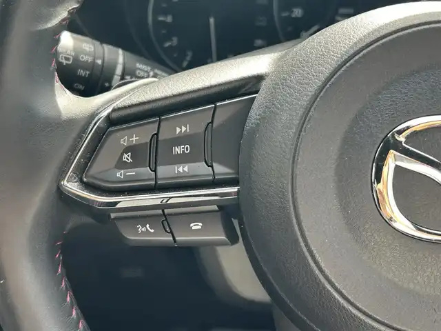 マツダ ＣＸ－５ 25S スポーツアピアランス 東京都 2022(令4)年 0.7万km ディープクリスタルブルーマイカ ワンオーナー/純正10.25インチSDナビ/　フルセグTV/DVD/CD/Bluetooth/360°ビューモニター/アドバンストスマートシティブレーキサポート/後退時スマートシティブレーキサポート/誤発進抑制/スマートブレーキサポート/レーダークルーズコントロール/クルージングトラフィックサポート/ブラインドスポットモニタリング/車線逸脱警報システム/レーンキープアシスト/パーキングセンサー/ヘッドアップディスプレイ/アダプティブLEDヘッドライト/オートライト/ハンズフリーパワーバックドア/純正19インチアルミホイール/レザーシート/パワーシート/シートヒーター/シートメモリー/革巻きステアリングホイール/パドルシフト/ステアリングヒーター/ステアリングスイッチ/ワイヤレス充電/ドライブレコーダー/プッシュスタート/スマートキー/電動オート格納ミラー/ヒーターミラー/ウインカーミラー/LEDバニティミラー/LEDルームランプ/LEDフットランプ/フロアマット/保証書/取扱説明書/スペアキー