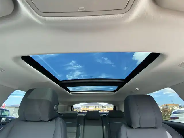 ランドローバー レンジローバーイヴォーク 福岡県 2020(令2)年 2.3万km 白 ・サンルーフ/・アダプティブクルーズコントロール/・ディスプレイオーディオ／ＢＴ／ＵＳＢ/・全方位カメラ/・ＥＴＣ/・純正17AW/・LEDライト