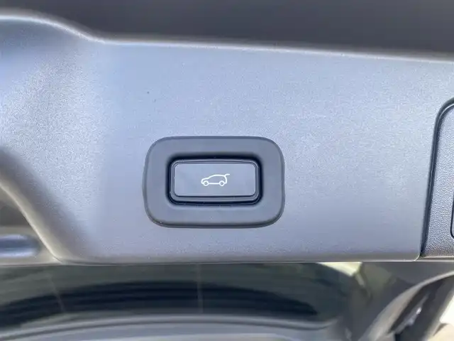 ランドローバー レンジローバーイヴォーク 福岡県 2020(令2)年 2.3万km 白 ・サンルーフ/・アダプティブクルーズコントロール/・ディスプレイオーディオ／ＢＴ／ＵＳＢ/・全方位カメラ/・ＥＴＣ/・純正17AW/・LEDライト