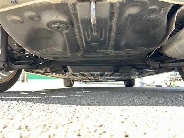 ホンダ フィット ハイブリット Sパッケージ 神奈川県 2013(平25)年 7.3万km アラバスターシルバーメタリック ワンオーナー/無限フロントスポイラー/無限スポーツマフラー/無限フロアマット/無限スカッフプレート/無限カーボンシフトノブ/Hondaインターナビ/・CD/DVD/・Bluetooth/・HDMI接続/・フルセグテレビ/バックカメラ/ETC/ドライブレコーダー/クルーズコントロール/パドルシフト/LEDヘッドライト/LEDフォグランプ/ヒルスタートアシスト/スマートキー＆プッシュスタート/純正16インチAW/Wエアバッグ