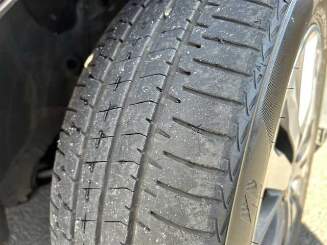 ホンダ フィット ハイブリット Sパッケージ 神奈川県 2013(平25)年 7.3万km アラバスターシルバーメタリック ワンオーナー/無限フロントスポイラー/無限スポーツマフラー/無限フロアマット/無限スカッフプレート/無限カーボンシフトノブ/Hondaインターナビ/・CD/DVD/・Bluetooth/・HDMI接続/・フルセグテレビ/バックカメラ/ETC/ドライブレコーダー/クルーズコントロール/パドルシフト/LEDヘッドライト/LEDフォグランプ/ヒルスタートアシスト/スマートキー＆プッシュスタート/純正16インチAW/Wエアバッグ