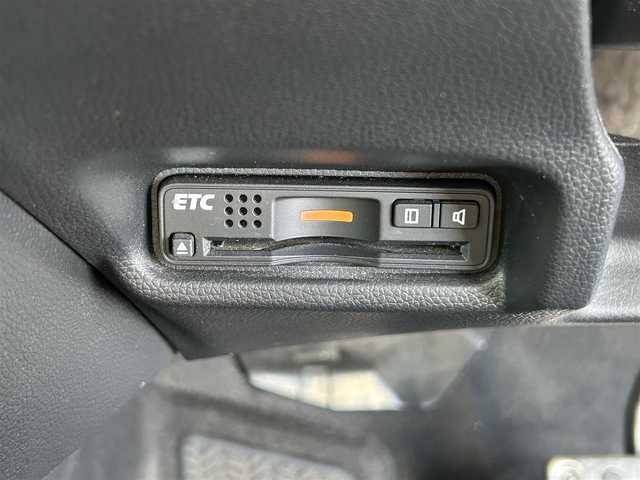 ホンダ フィット ハイブリット Sパッケージ 神奈川県 2013(平25)年 7.3万km アラバスターシルバーメタリック ワンオーナー/無限フロントスポイラー/無限スポーツマフラー/無限フロアマット/無限スカッフプレート/無限カーボンシフトノブ/Hondaインターナビ/・CD/DVD/・Bluetooth/・HDMI接続/・フルセグテレビ/バックカメラ/ETC/ドライブレコーダー/クルーズコントロール/パドルシフト/LEDヘッドライト/LEDフォグランプ/ヒルスタートアシスト/スマートキー＆プッシュスタート/純正16インチAW/Wエアバッグ