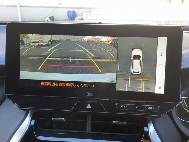 トヨタ ハリアー ハイブリッド Z 福井県 2023(令5)年 2.8万km プラチナホワイトパールマイカ ワンオーナー/メーカー純正ナビゲーション/（Bluetooth）/JBLサラウンドシステム/フルセグテレビ/360°カメラ/プリクラッシュセーフティ/レーンキープアシスト/アダプティブクルーズコントロール/ブラインドスポットモニター/ヘッドアップディスプレイ/ハーフレザーシート/D席パワーシート/デジタルインナーミラー/クリアランスソナー/LEDヘッドライト/LEDフォグランプ/純正19インチアルミホイール/パワーバックドア/ETC2.0（ビルトイン）/充電ポート/USBポート/オートリトラミラー/オートハイビーム/オートライト/ステアリングリモコン/プッシュスタート/スマートキー/保証書/取扱説明書