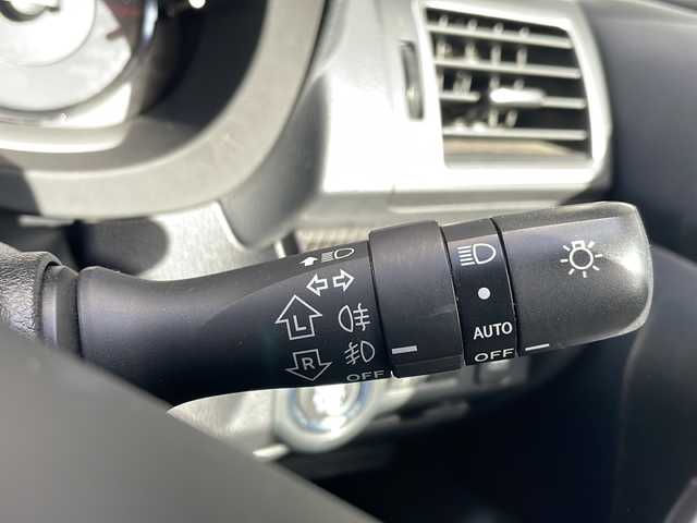 スバル ＷＲＸ ＳＴＩ STI 山形県 2015(平27)年 4.7万km クリスタルホワイトP ・ワンオーナー/・レイズ18インチAW/・ナビ/フルセグ/CD DVD/Bluetooth/・ETC/・前方ドラレコ/・横滑り防止装置/・オートライト/・フロントワイパーデアイサー/・ハーフレザーシート/・D席パワーシート/・純正マット/・純正AW＋スタッドレスタイヤ車載/・スペアキー1本/・保証書/・取扱説明書