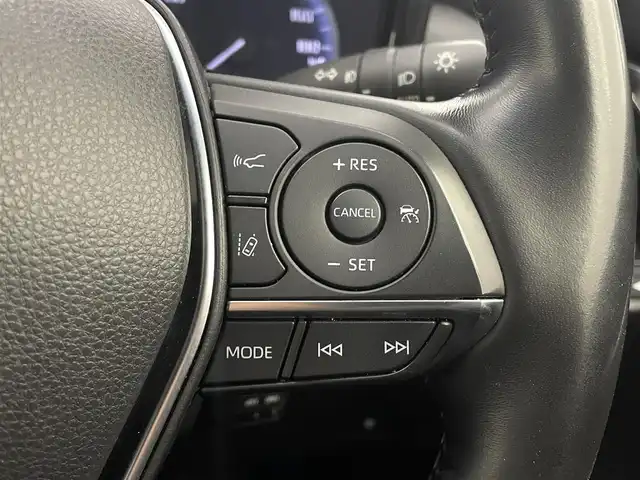 トヨタ クラウン ハイブリッド S 宮城県 2022(令4)年 9.6万km ブラック 純正12.3インチナビ/ＢＳＭ/アダプティブクルーズコントロール/ＲＣＴＡ/バックモニター/クリアランスソナー/シートヒーター/運転席/助手席パワーシート/ハーフレザーシート/スマートフォン連携/フルセグTV/純正EGスターター/トヨタセーフティセンス/ビルトインETC/電動パーキングブレーキ/オートホールド/法人ワンオーナー/禁煙車