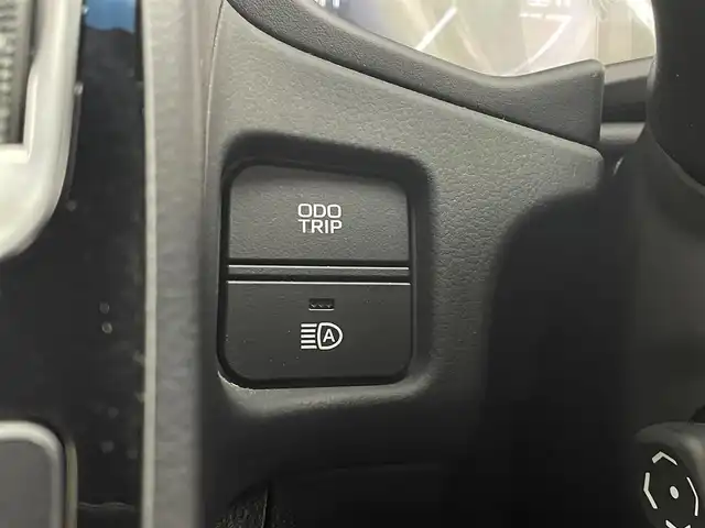 トヨタ クラウン ハイブリッド S 宮城県 2022(令4)年 9.6万km ブラック 純正12.3インチナビ/ＢＳＭ/アダプティブクルーズコントロール/ＲＣＴＡ/バックモニター/クリアランスソナー/シートヒーター/運転席/助手席パワーシート/ハーフレザーシート/スマートフォン連携/フルセグTV/純正EGスターター/トヨタセーフティセンス/ビルトインETC/電動パーキングブレーキ/オートホールド/法人ワンオーナー/禁煙車