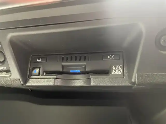 トヨタ クラウン ハイブリッド S 宮城県 2022(令4)年 9.6万km ブラック 純正12.3インチナビ/ＢＳＭ/アダプティブクルーズコントロール/ＲＣＴＡ/バックモニター/クリアランスソナー/シートヒーター/運転席/助手席パワーシート/ハーフレザーシート/スマートフォン連携/フルセグTV/純正EGスターター/トヨタセーフティセンス/ビルトインETC/電動パーキングブレーキ/オートホールド/法人ワンオーナー/禁煙車