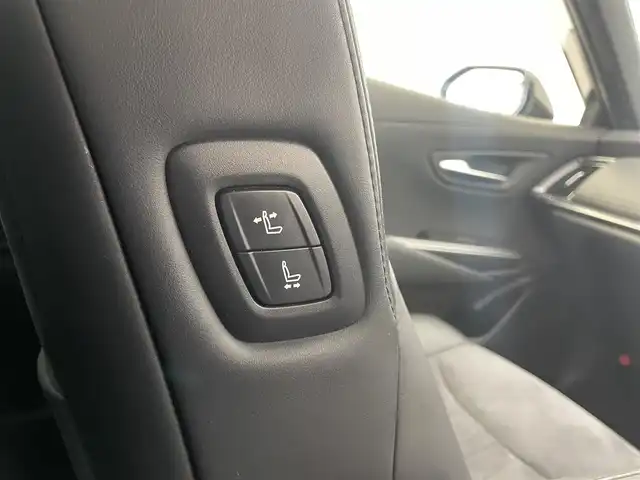 トヨタ クラウン ハイブリッド S 宮城県 2022(令4)年 9.6万km ブラック 純正12.3インチナビ/ＢＳＭ/アダプティブクルーズコントロール/ＲＣＴＡ/バックモニター/クリアランスソナー/シートヒーター/運転席/助手席パワーシート/ハーフレザーシート/スマートフォン連携/フルセグTV/純正EGスターター/トヨタセーフティセンス/ビルトインETC/電動パーキングブレーキ/オートホールド/法人ワンオーナー/禁煙車