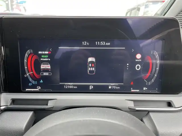 日産 オーラ ニスモ 滋賀県 2022(令4)年 1.3万km ピュアホワイトパール / スーパーブラック 2トーン 純正ナビ/（Bluetooth/USB/HDMI/AppleCarPlay/フルセグTV）/全方位カメラ/前方ドライブレコーダー/コーナーセンサー/プロパイロット/デジタルインナーミラー/アイドリングストップ/衝突軽減装置/電動パーキングブレーキ/オートハイビーム/ハーフレザーシート/置くだけ充電/スマートキー/純正フロアマット/ビルトインETC２．０/横滑り防止装置/カーテンエアバッグ/LEDライト