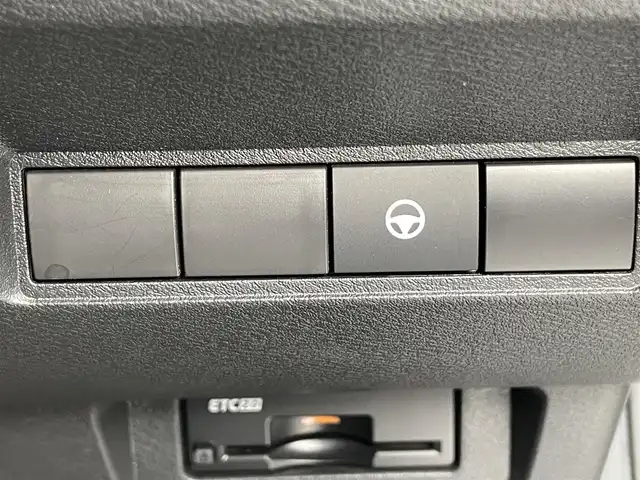 日産 オーラ ニスモ 滋賀県 2022(令4)年 1.3万km ピュアホワイトパール / スーパーブラック 2トーン 純正ナビ/（Bluetooth/USB/HDMI/AppleCarPlay/フルセグTV）/全方位カメラ/前方ドライブレコーダー/コーナーセンサー/プロパイロット/デジタルインナーミラー/アイドリングストップ/衝突軽減装置/電動パーキングブレーキ/オートハイビーム/ハーフレザーシート/置くだけ充電/スマートキー/純正フロアマット/ビルトインETC２．０/横滑り防止装置/カーテンエアバッグ/LEDライト