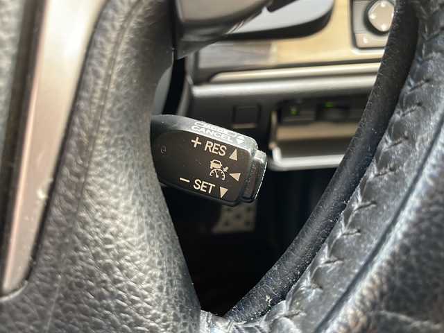 トヨタ クラウン ハイブリッド アスリートS 大阪府 2014(平26)年 13.4万km ブラック 純正ナビ/純正フルセグTV/バックモニター/キセノンライト/サンルーフ/黒革シート/レーダークルーズコントロール/前席パワーシート/エアーシート・シートヒーター/ビルトインETC/スマートキー/プッシュスタート/フロアマット/ドアバイザー/保証書/取説