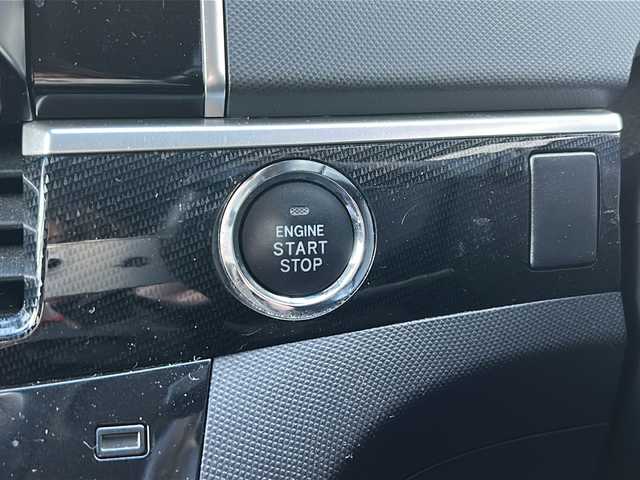 トヨタ エスティマ アエラス サイドリフトアップ 兵庫県 2016(平28)年 8.3万km ホワイトパールクリスタルシャイン 福祉車両/純正SDナビ/Bluetooth・AM/FM・CD・DVD/フルセグTV/バックカメラ/ビルトインETC/両側パワースライドドア/2列目左側サイドリフトシート/クルーズコントロール/アンチロック・ブレーキ・システム/横滑り防止装置/純正フロアマット/革巻きステアリング/LEDヘッドライト/プッシュスタート/スマートキー