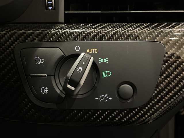 アウディ ＲＳ５ スポーツバック 新潟県 2019(令1)年 3.9万km ミトスブラックメタリック オプション/RSスポーツエグゾーストシステム/デコラティブパネルカーボン/アシスタンスパッケージ/・パークアシスト/・サラウンドビューカメラ/前後シートヒーター/標準装備/Bang & Olufsen 3D アドバンストサウンドシステム/MMIナビゲーション/・ハンズフリー（Bluetooth）/・Audi connect/・Audi connect セーフティ&サービス/・バーチャルコックピット/・TVチューナー/マトリクスLEDヘッドライト/アダプティブクルーズコントロール/アウディアクティブレーンアシスト/アウディプレセンスシティ/アウディサイドアシスト/メモリパワーシート/ETC2.0/ドライブレコーダー