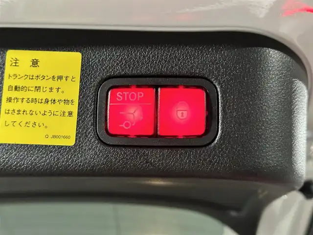 車両画像10