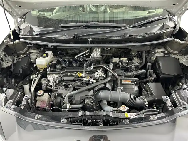 トヨタ ヤリスクロス ハイブリッド Z 佐賀県 2020(令2)年 4.6万km ブラックマイカ 純正8インチディスプレイオーディオ/【Mirrorcast.Bluetooth】/衝突被害軽減システム/ブラインドスポットモニター/レーダークルーズコントロール/レーンアシスト/パーキングサポートブレーキ/クリアランスソナー/オートブレーキホールド/ロードサインアシスト/オートマチックハイビーム/オートライト/全方位バックカメラ/純正前方ドライブレコーダー/運転席パワーシート/運転席・助手席シートヒーター/ステアリングヒーター/ビルトインETC2.0/LEDヘッドライト/ハーフレザーシート/純正18インチアルミホイール/純正フロアマット