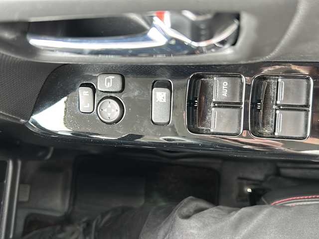スズキ スペーシア カスタム HYBRID XS 山口県 2018(平30)年 4.6万km ブルーイッシュブラックパール3 禁煙車/純正SDナビ【CN-RZ846】/フルセグテレビ/全方位アラウンドビューモニター/Bluetooth/ETC/ドライブレコーダー/プッシュスタート/スペアキー/アイドリングストップ/クルーズコントロール/コーナーセンサー/電動格納ウィンカーミラー/シートヒーター/フォグランプ/両側パワースライドドア/レーンアシスト/横滑り防止装置/盗難防止装置/衝突被害軽減システム/純正アルミホイール15インチ