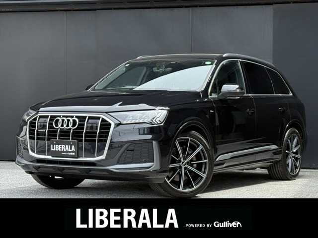 アウディ Ｑ７ 45 Sラインリミテッド 和歌山県 2020(令2)年 5.7万km ディープブラックパールエフェクト メーカーナビ/（Bカメラ、TV、Bluetooth、AM、FM、USB、AppleCarplay、AndroidAuto）/メーターパネルナビ/ヘッドアップディスプレイ/レザーシート/パワーシート/シートメモリ/シートヒーター/デュアルエアコン/リアエアコン/BSM/レーダークルーズコントロール/純正ドライブレコーダー前後/電動リアゲート/ETC2.0/パドルシフト/リアパーキングシステム/パーキングシステムプラス/リアビューカメラ/アラウンドビューカメラ/フロントクロストラフィックアシスト/リアクロストラフィックアシスト/運転操作アシスト/降車警告システム/接近警告/ターンアシスト/SOSコール/オンラインロードサイドアシスタンス/車線逸脱警報/アイドリングストップ/シートバックモニター/オールウェザーライト/電動パーキングブレーキ/HOLDボタン/横滑り防止装置/車線逸脱警報/スマートキー/スペアキー/ワンオーナー/保証書/取扱説明書/ディーラー1年毎記録簿