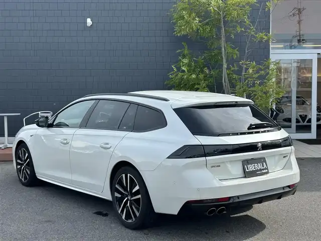 プジョー ５０８ SW GT ブルーHDi 滋賀県 2020(令2)年 6.3万km パール サンルーフ/ナイトビジョン/レザーシート/・前席パワーシート/・前席シートヒーター /ACC/BSM/純正ナビ/（BT/DTV/CarPlay）/FOCALスピーカー/ETC/コーナーセンサー/純正18インチAW