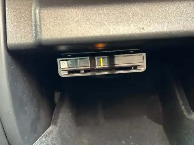 プジョー ５０８ SW GT ブルーHDi 滋賀県 2020(令2)年 6.3万km パール サンルーフ/ナイトビジョン/レザーシート/・前席パワーシート/・前席シートヒーター /ACC/BSM/純正ナビ/（BT/DTV/CarPlay）/FOCALスピーカー/ETC/コーナーセンサー/純正18インチAW